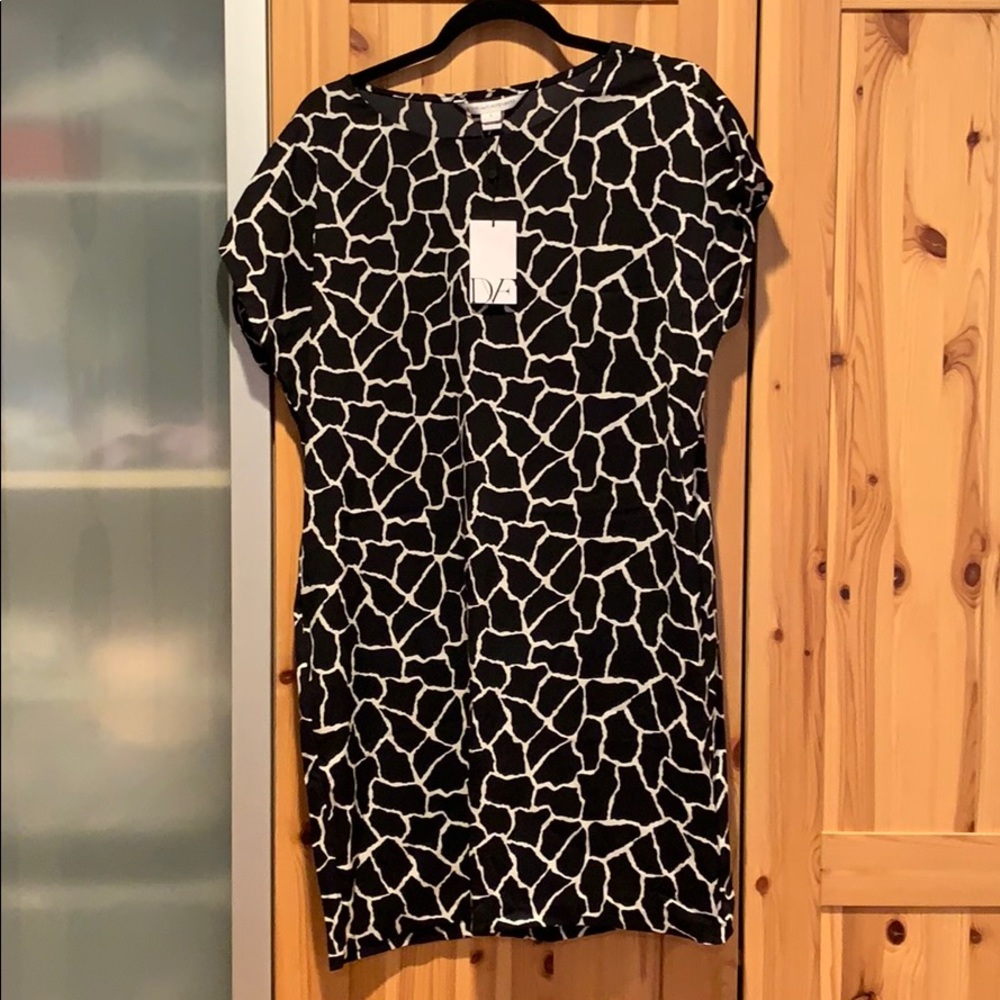 DVF Diane von Furstenberg Shift Dress Sz S BNWT!!
